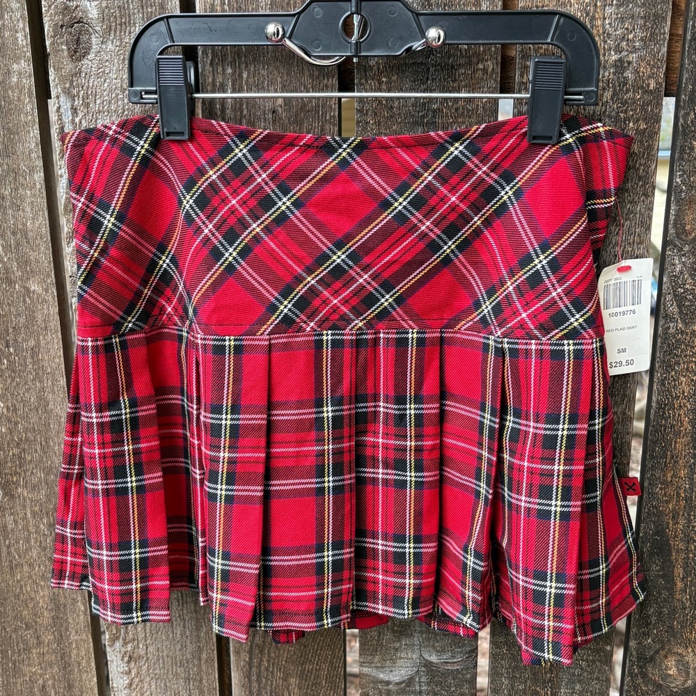 Royal Bones By Tripp Red Plaid Pleated Mini Skirt NWT Sz S